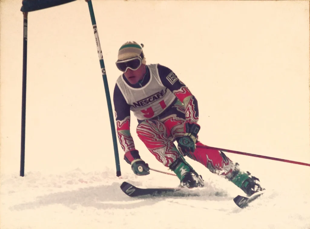 Ion Lorente esquiando en competición